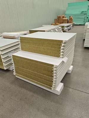 धातु की दीवार पैनल और सैंडविच पैनल बाहरी परियोजनाओं के लिए एकदम सही मेल