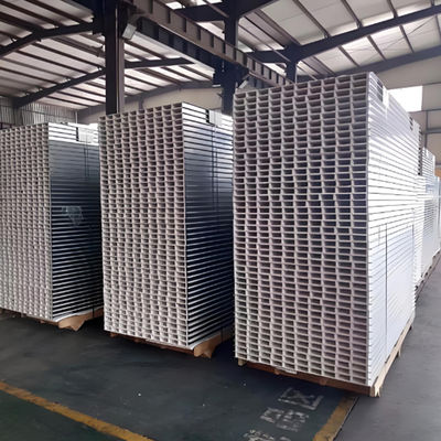 धूल प्रतिरोधी और जीवाणुरोधी खोखले ग्लास मैग्नीशियम बोर्ड के क्लीनरूम पैनल